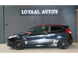 Foto 17 van Ford Fiesta 1.0 EcoBoost Red/Black Edition | CRUISE | PDC | NAP | AIRCO | APK