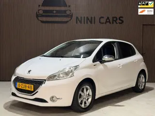 Foto 20 van Peugeot 208 1.2 VTi Style Riem vervangen.