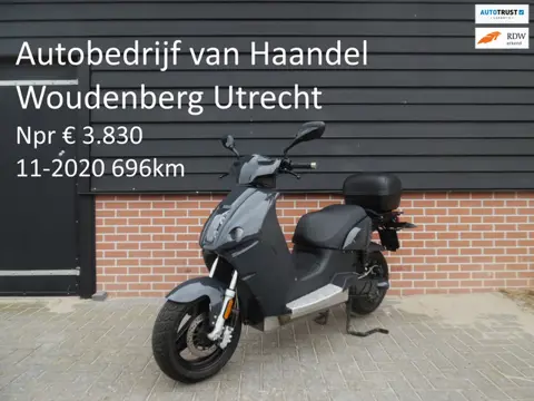 E-Max Bromscooter V120LD+ 11-2020 696km grote actieradius