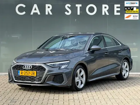 Audi A3 Limousine 30 TFSI S LINE Virtual | LED | Climate |1E EIGENAAR