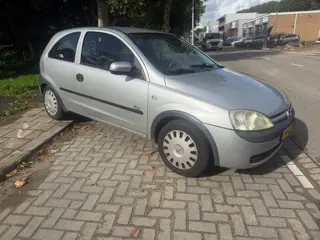 Foto 11 van Opel Corsa 1.2-16V Njoy