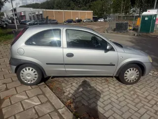 Foto 17 van Opel Corsa 1.2-16V Njoy