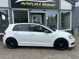Foto 27 van Volkswagen Golf 1.2 TSI R-LINE / CLIMAT / PANODAK /PDC / STOELVW