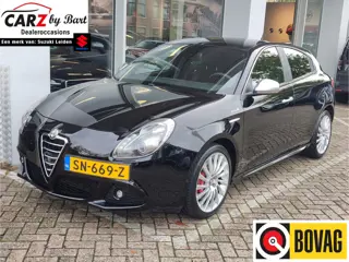Alfa Romeo Giulietta 1.4 T SPORTIVA AUTOMAAT Cruise Control | Clima | Parkeersensoren