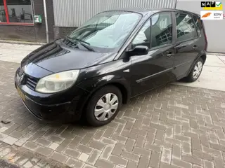 Renault Scénic 1.6-16V Expression Comfort