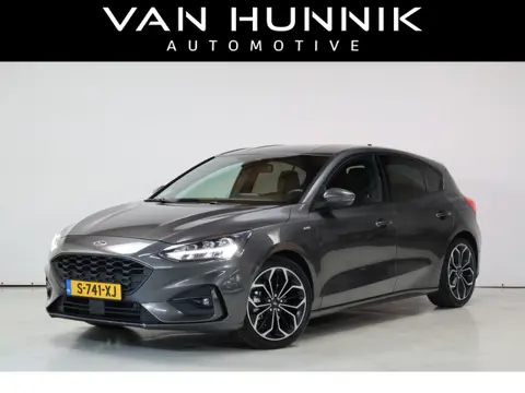 Ford Focus 1.0 EcoBoost ST-Line | Automaat | Stoel+Stuur verwarmd | Camera |