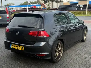 Foto 17 van Volkswagen Golf 1.4 TSI Connected Series