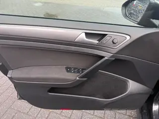 Foto 11 van Volkswagen Golf 1.4 TSI Connected Series
