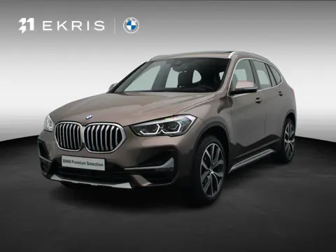 BMW X1 sDrive20i Orange Edition | High Executive | Audio Media Pack | Parking Pack | Trekhaak  | Pan