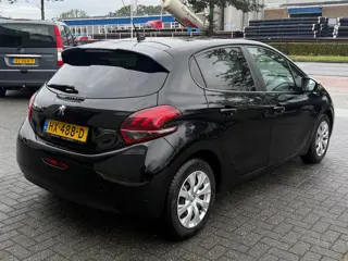 Foto 17 van Peugeot 208 1.2 PureTech Urban Soul | nieuwe Distributie.