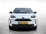 Foto 25 van Toyota Yaris Cross 1.5 Hybrid GR Sport | Pano dak | HUD | Achteruitrij camera | Parkeersensoren |