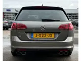 Foto 26 van Volkswagen Golf Variant R 2.0 / PANO / LEER / ACC / DYN AUDIO