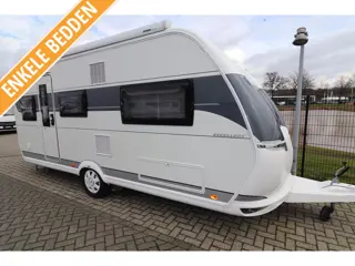 Hobby Excellent 495 UL Enkel bed/ Thule luifel