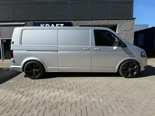 Foto 14 van Volkswagen Transporter 2.0 TDI L2H3 | Luxe Camper | Motor volledig gereviseerd | PANO | Full LED | A