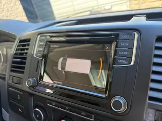 Foto 20 van Volkswagen Transporter 2.0 TDI L2H3 | Luxe Camper | Motor volledig gereviseerd | PANO | Full LED | A