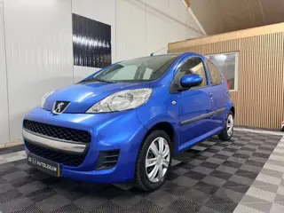 Foto 13 van Peugeot 107 1.0-12V Urban Move|Airco|NW Koppeling|NAP