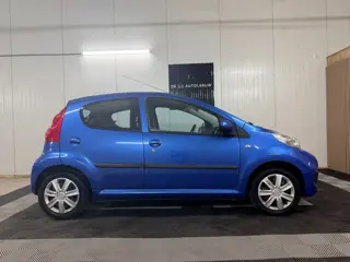 Foto 17 van Peugeot 107 1.0-12V Urban Move|Airco|NW Koppeling|NAP