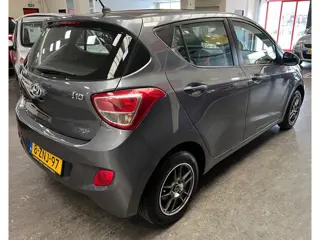 Foto 12 van Hyundai I10 1.0i Go! Airco - Nav - NAP - Cruise Cntrl - Bleutooth - Start/Stop - Goed onderhouden au