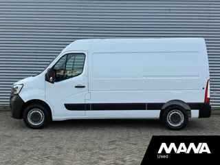 Foto 20 van Renault Master T35 2.3 dCi 135 L2H2 Airco Bluetooth Sensoren Radio