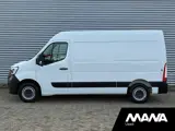 Foto 30 van Renault Master T35 2.3 dCi 135 L2H2 Airco Bluetooth Sensoren Radio