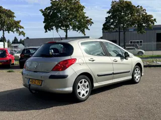 Foto 18 van Peugeot 308 1.6 VTi XS|Nieuw APK|NAP|Airco|Trekhaak|P Sensor|