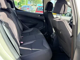 Foto 12 van Peugeot 308 1.6 VTi XS|Nieuw APK|NAP|Airco|Trekhaak|P Sensor|