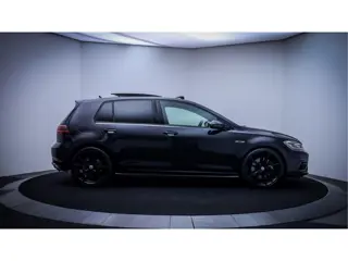 Foto 15 van Volkswagen Golf 2.0TSI 4Motion R PANO | FULL LEDER | CAMERA | KEYLESS | STOEL.VW | KEYLESS | LANE.AS