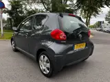 Foto 26 van Toyota Aygo 1.0-12V +|AIRCO|ELEKRAMEN|STUURBEKR|APK27-09-2027|INRUILKOOPIE