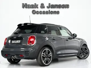 Foto 15 van Mini 5-Deurs 2.0 Cooper S JCW 192PK Automaat Pano Leder