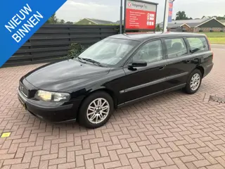 Volvo V70 2.4 | Cruise | Leder | Handel/Export
