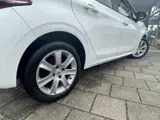 Foto 28 van Peugeot 208 1.0 PureTech Access /5 drs/Cruise/Airco/Onderhouds hist.