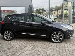 Foto 18 van Ford Fiesta 1.0 EcoBoost Vignale NAVI/CAM, LEER,FULL LED