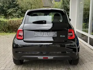 Foto 17 van Fiat 500 Urban 42 kWh | 322 WLTP Range | Cruise Control | Apple Carplay/Android Auto | Lichtmetalen