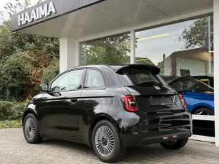 Foto 16 van Fiat 500 Urban 42 kWh | 322 WLTP Range | Cruise Control | Apple Carplay/Android Auto | Lichtmetalen