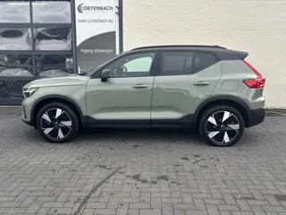 Foto 16 van Volvo XC40 Recharge Twin Plus 82 kWh | Adaptieve cruise | Blis | Sage Green | Alcantara/Leder |