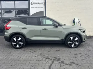Foto 13 van Volvo XC40 Recharge Twin Plus 82 kWh | Adaptieve cruise | Blis | Sage Green | Alcantara/Leder |