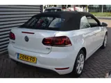 Foto 27 van Volkswagen Golf Cabriolet 1.2 TSI BlueMotion|STOELVERW.|CARPLAY-NAVI|BLUETOOTH|ONDERH.BOEKJES|SENSOR