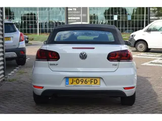 Foto 19 van Volkswagen Golf Cabriolet 1.2 TSI BlueMotion|STOELVERW.|CARPLAY-NAVI|BLUETOOTH|ONDERH.BOEKJES|SENSOR