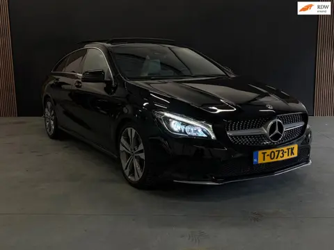 Mercedes-Benz CLA-klasse Shooting Brake 180 Prestige Automaat Pano Sfeer Trekhaak