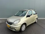 Foto 22 van Toyota Yaris Verso 1.5-16V VVT-i Sol AIRCO | NAP !