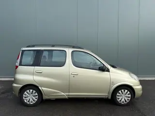 Foto 15 van Toyota Yaris Verso 1.5-16V VVT-i Sol AIRCO | NAP !