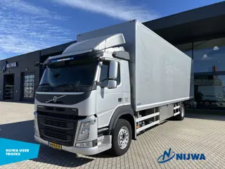 Volvo FM 330 4x2 Low Mileage + Verwarming laadbak