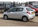Foto 23 van Toyota Yaris 1.0 VVT-i Aspiration, Airco, Trekhaak!