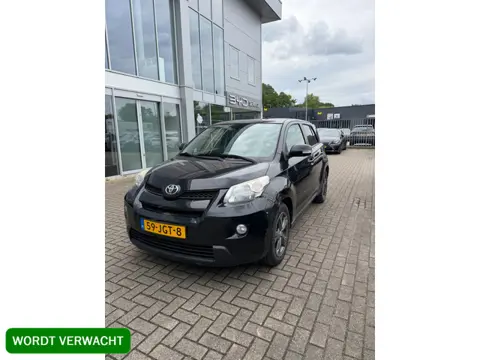 Toyota Urban Cruiser 1.3 VVT-i Dynamic 2009 NAP 82.590km Navigatie Luxe uitvoering met diverse gebru