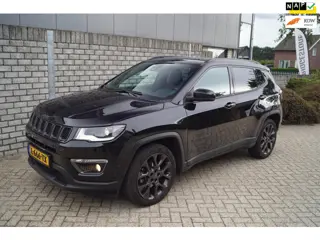 Jeep Compass 1.3T S Autom Leder Sportst Stoel/Stuurverw Navi Camera Clima Adapt Cruise 2x PDC Xenon 