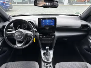 Foto 15 van Toyota Yaris Cross 1.5 Hybrid First Edition **PARKEERSENSOREN/ STOELVERWARMING/ ADAPTIEF CRUISE CONT