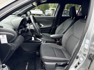 Foto 14 van Toyota Yaris Cross 1.5 Hybrid First Edition **PARKEERSENSOREN/ STOELVERWARMING/ ADAPTIEF CRUISE CONT