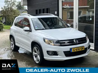 Volkswagen Tiguan 1.4 TSI R-Line Edition Ecc/Navi/Pano/Trekhaak