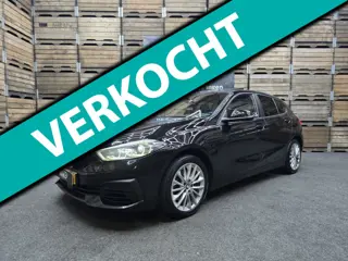 BMW 1-serie 118i High Executive Pano Clima Camera HUD Navi LM