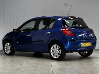 Foto 18 van Renault Clio 1.2-16V Dynamique/ D-Riem verv: 217.000 KM!/ 5-Drs/ 16'' LMV/ Airco/ Cruise/ Elek. pakk
